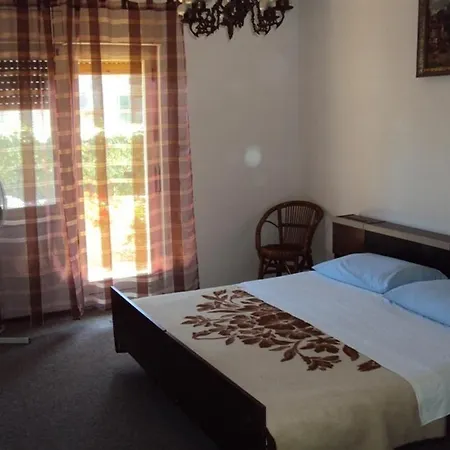 In With Terrace, Air Conditioning, Wifi * Medulin