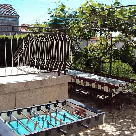 In With Terrace, Air Conditioning, Wifi Medulin