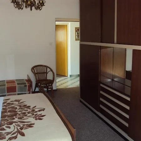 In With Terrace, Air Conditioning, Wifi
