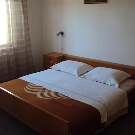 In With Terrace, Air Conditioning, Wifi Apartment Medulin