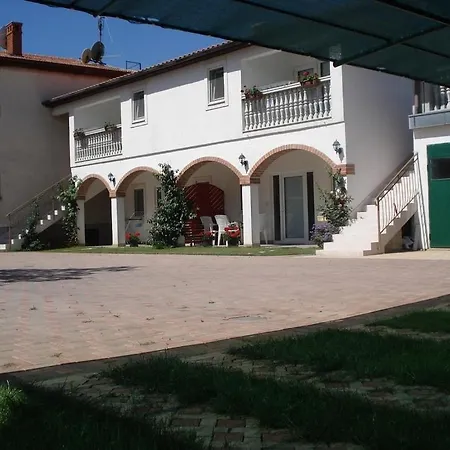 In With Terrace, Air Conditioning, Wifi *